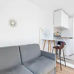 Guestready - Cosy Nest In A Central Location